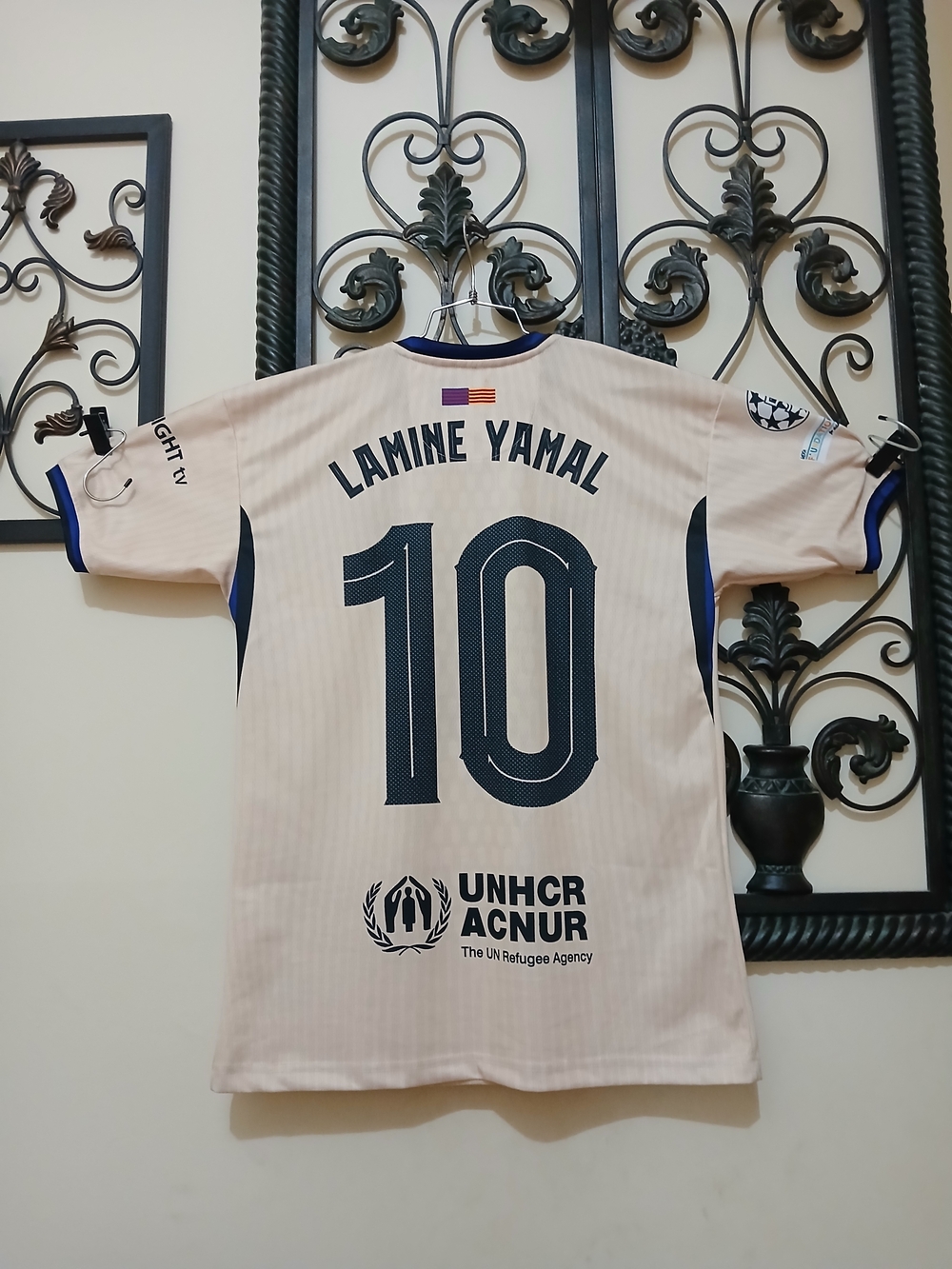 Nike FC Barcelona Lamine Yamal #10 Soccer Jersey Size XL for Men